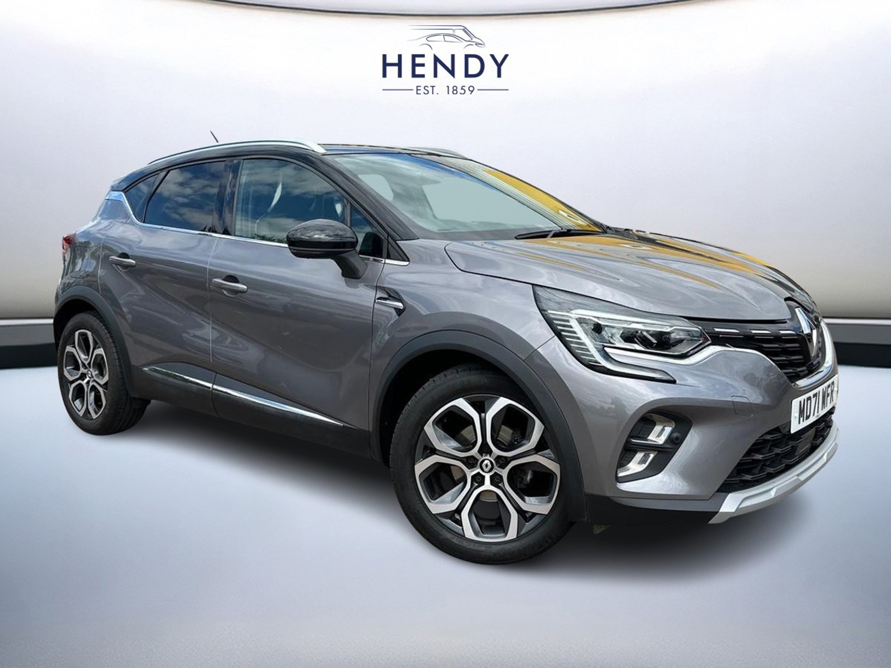 Renault CAPTUR listing photo