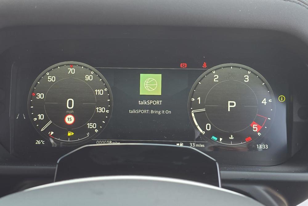 LAND ROVER DEFENDER