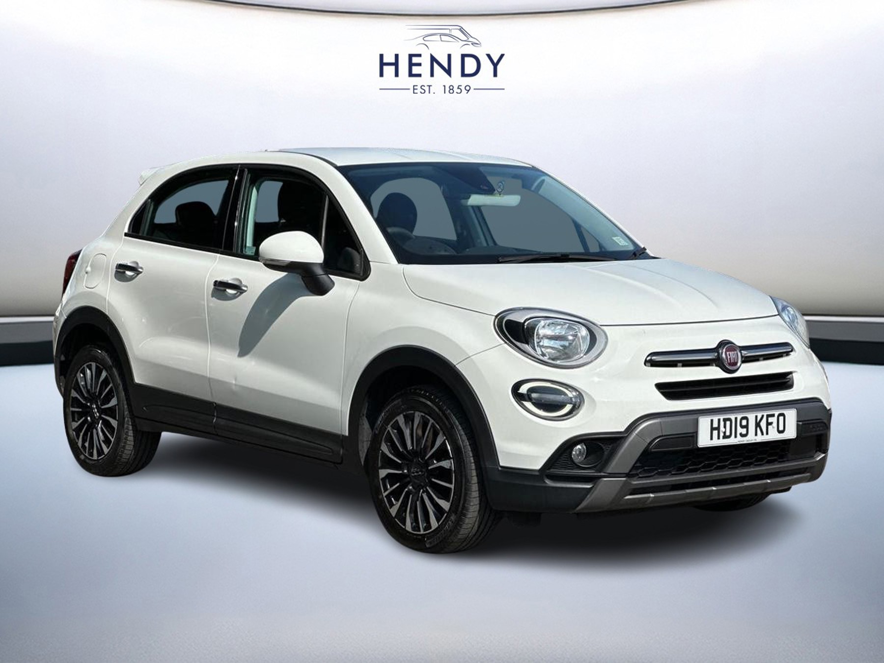 Fiat 500X listing photo