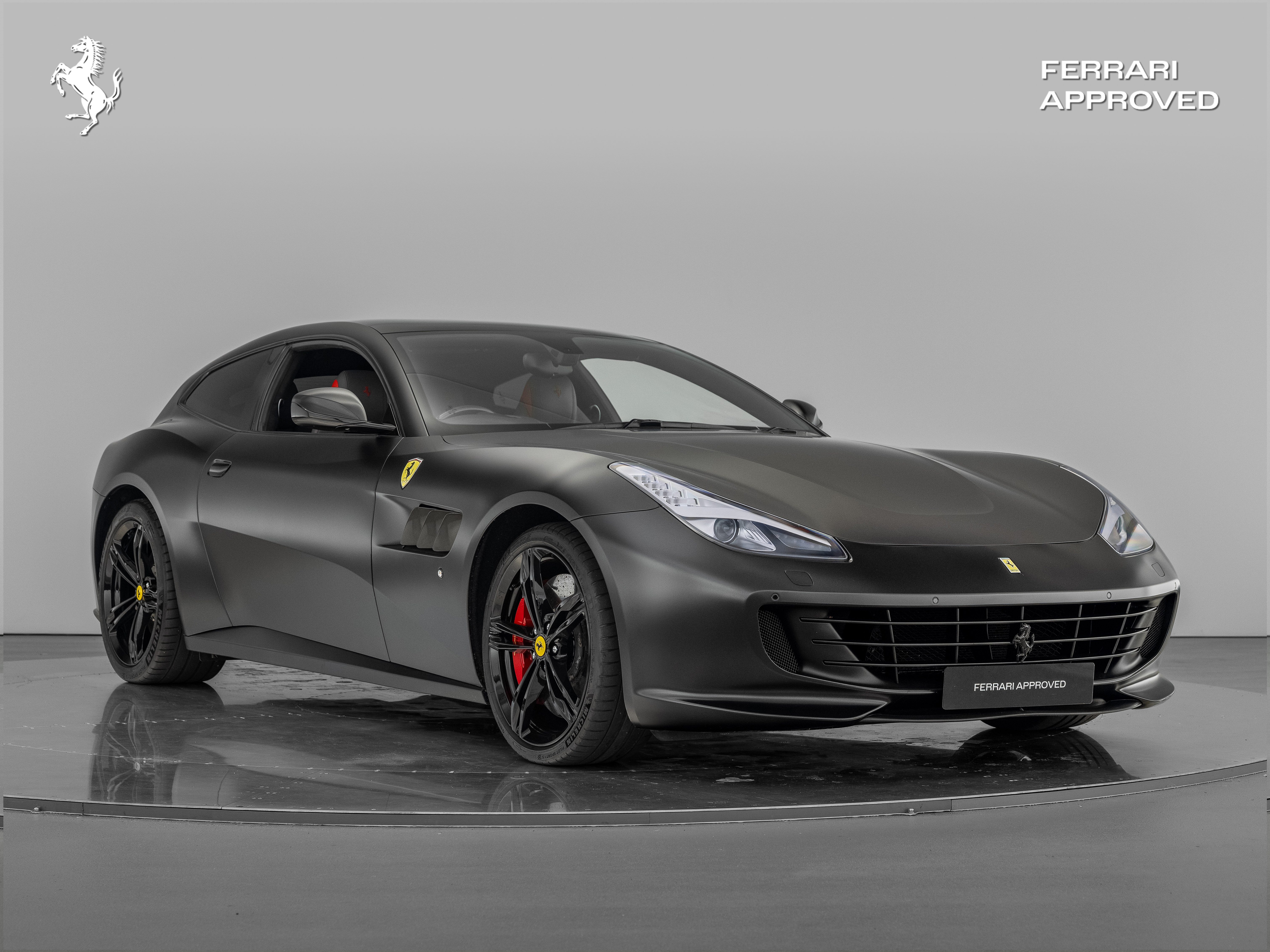  2018 Ferrari GTC4 LUSSO 2dr Auto   