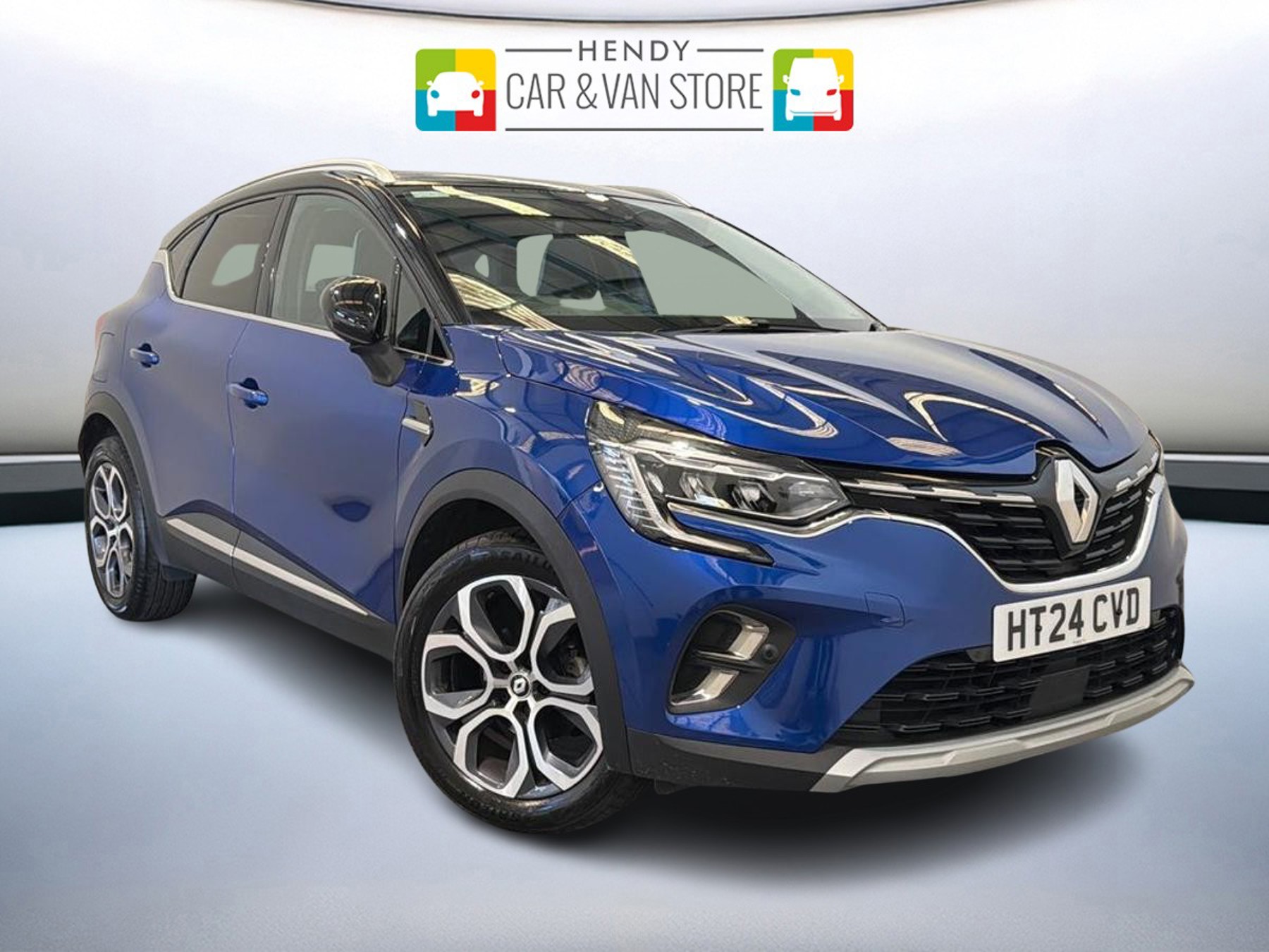 Renault Captur listing photo