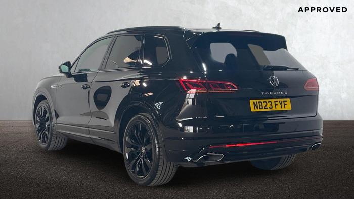 VOLKSWAGEN TOUAREG V6 BLACK EDITION