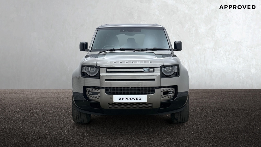 LAND ROVER DEFENDER 110