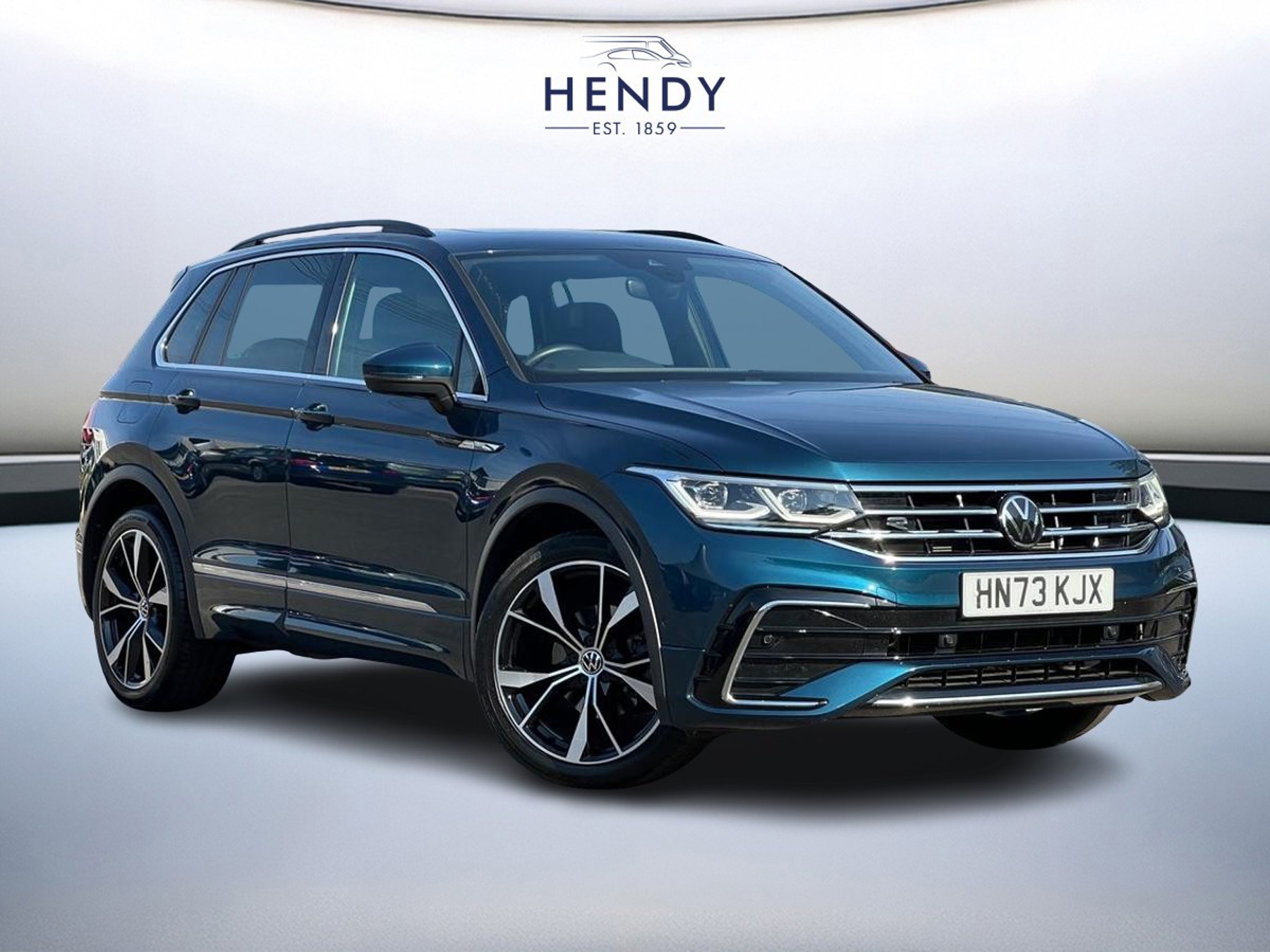 Volkswagen Tiguan listing photo