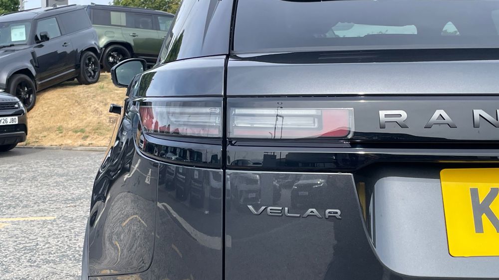 LAND ROVER RANGE ROVER VELAR