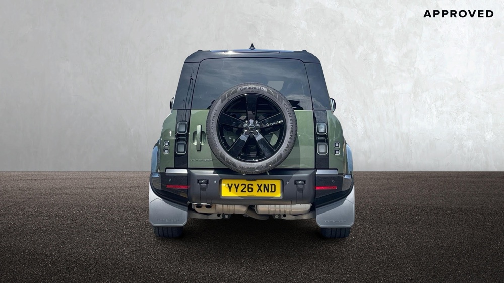 LAND ROVER DEFENDER