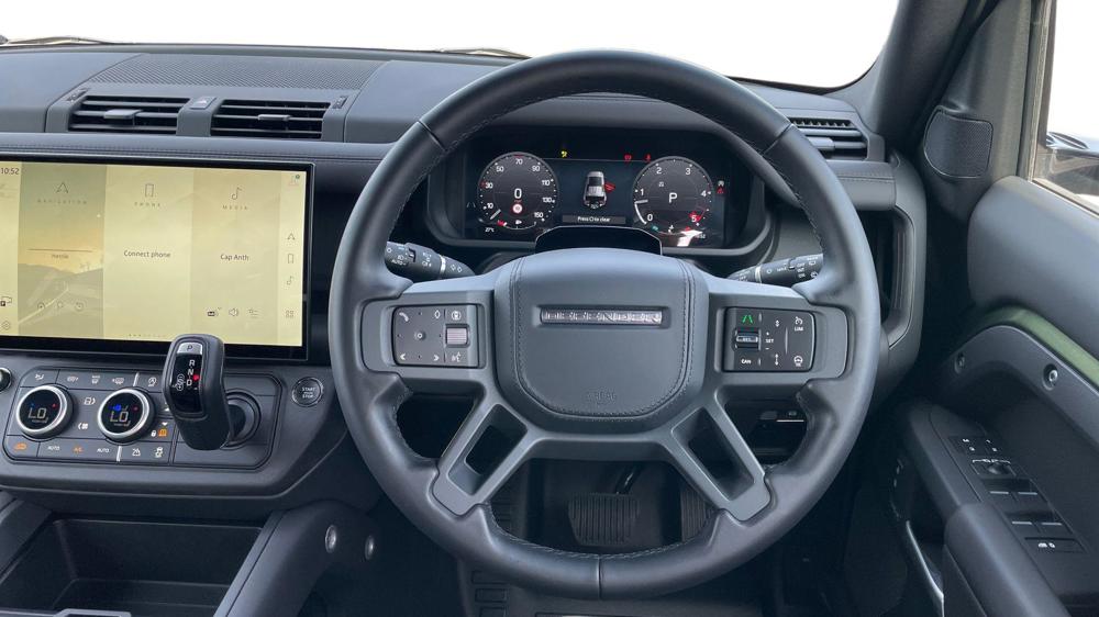 LAND ROVER DEFENDER