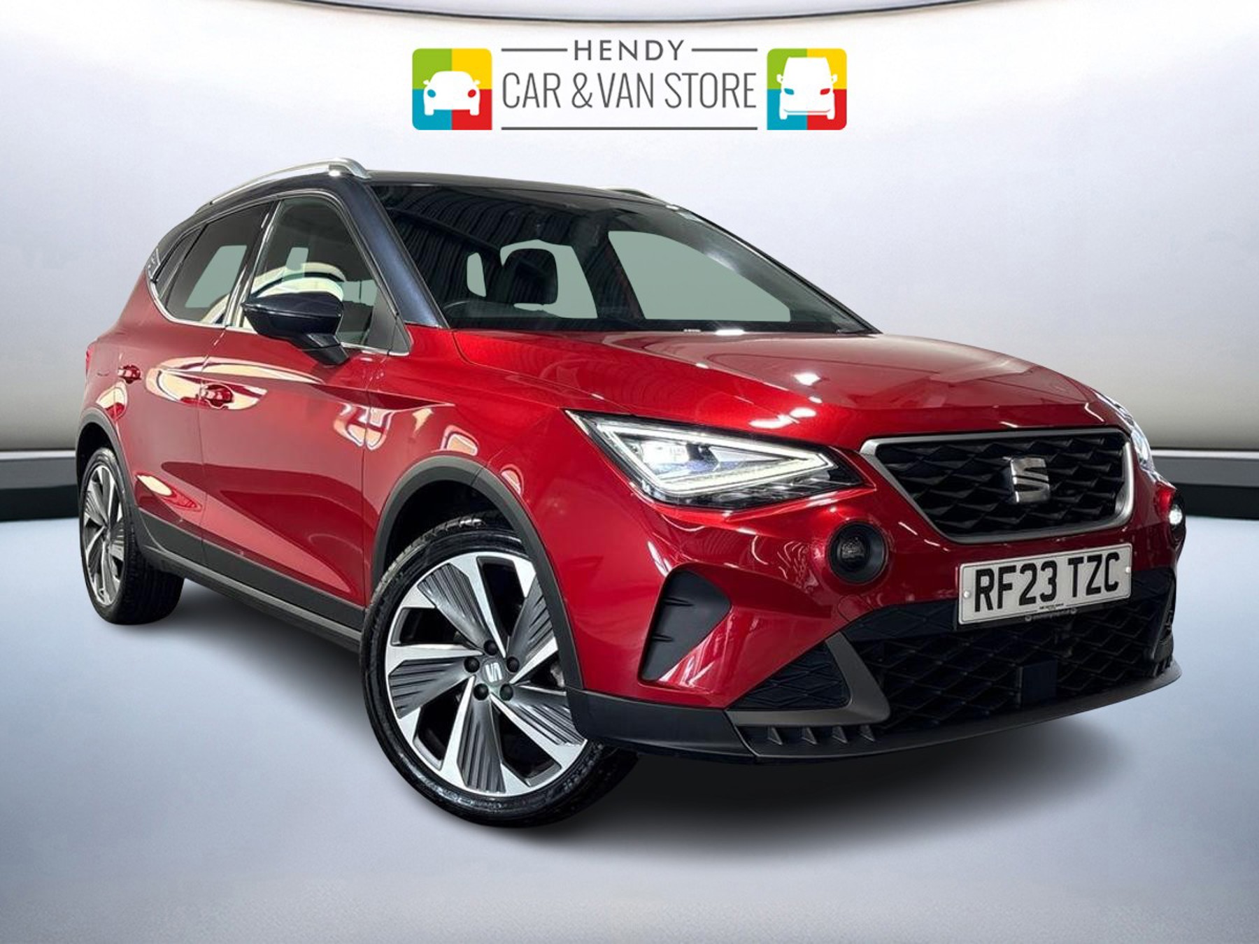SEAT Arona listing photo