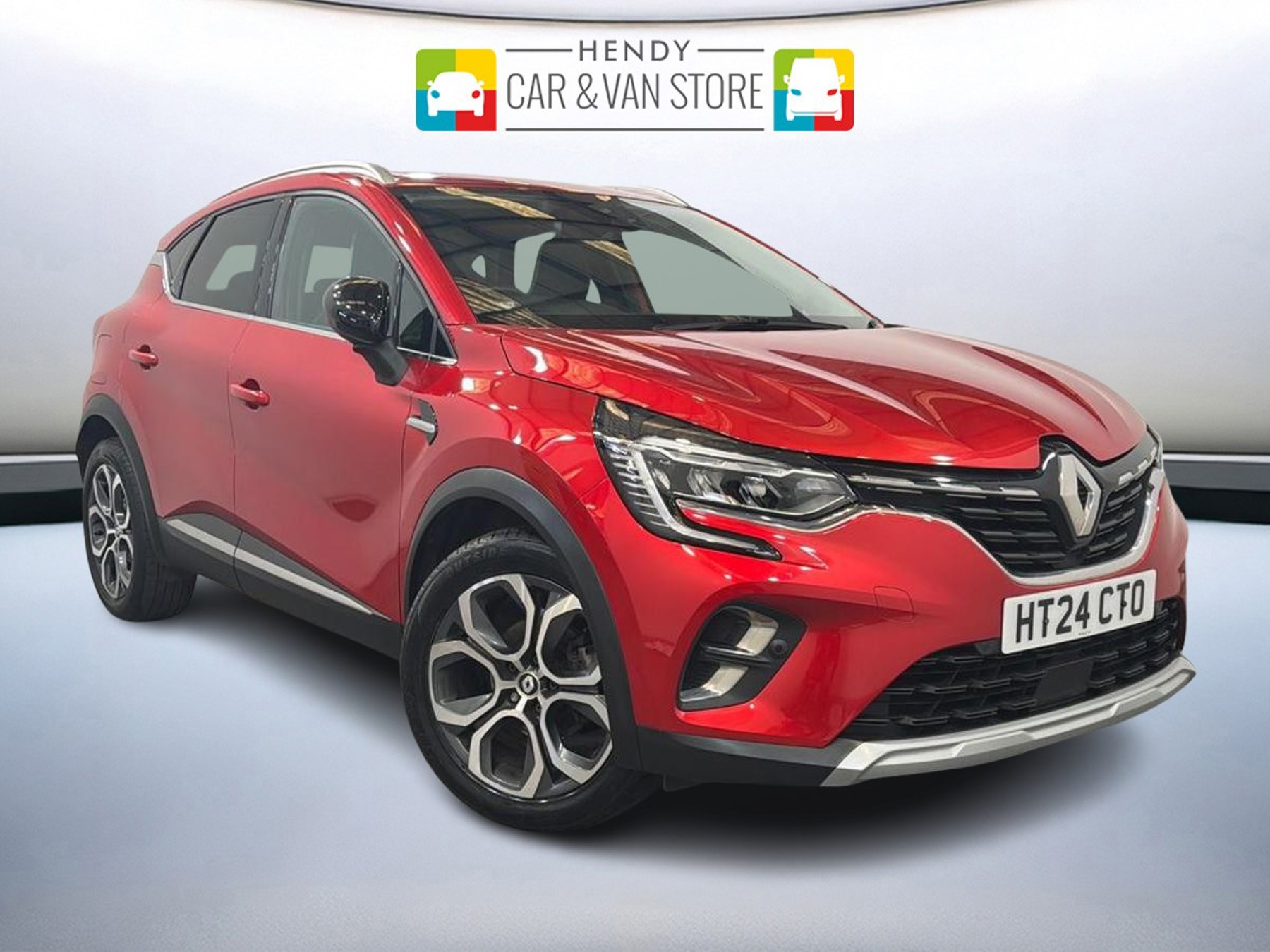 Renault Captur listing photo