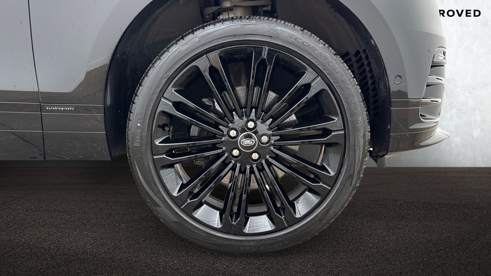 LAND ROVER RANGE ROVER VELAR