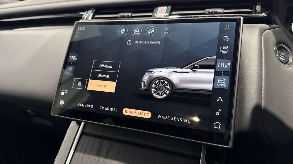 LAND ROVER RANGE ROVER VELAR
