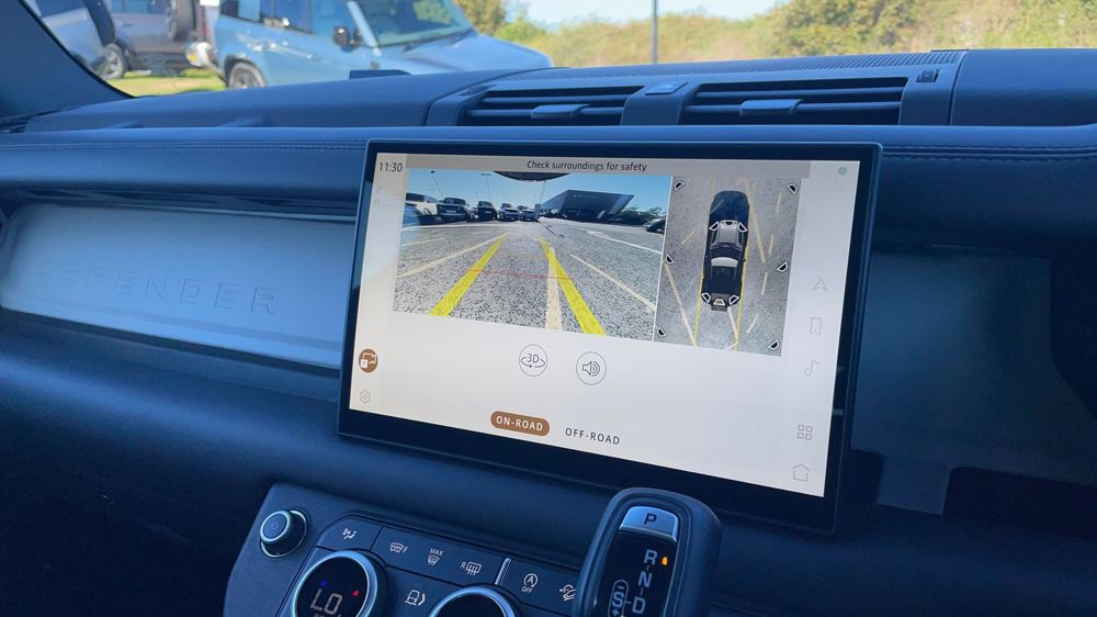 LAND ROVER DEFENDER 90