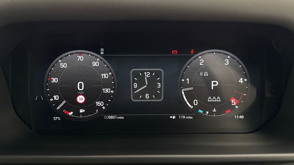 LAND ROVER DEFENDER 90