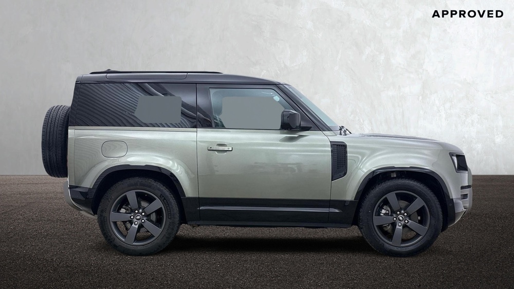 LAND ROVER DEFENDER 90