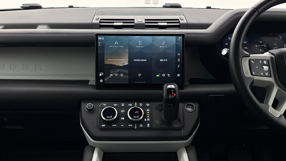 LAND ROVER DEFENDER 90