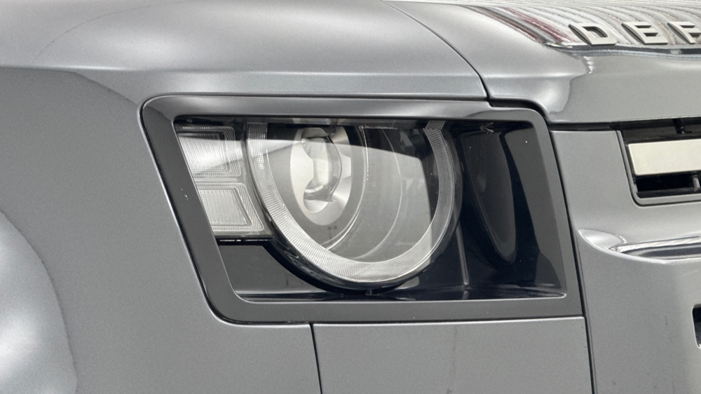 LAND ROVER DEFENDER 90