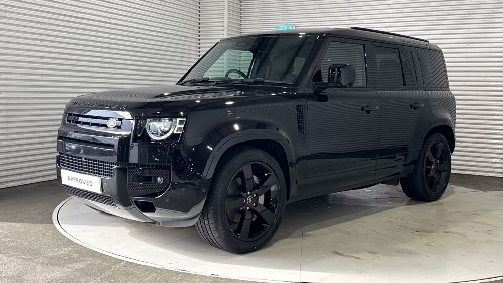 LAND ROVER DEFENDER 110