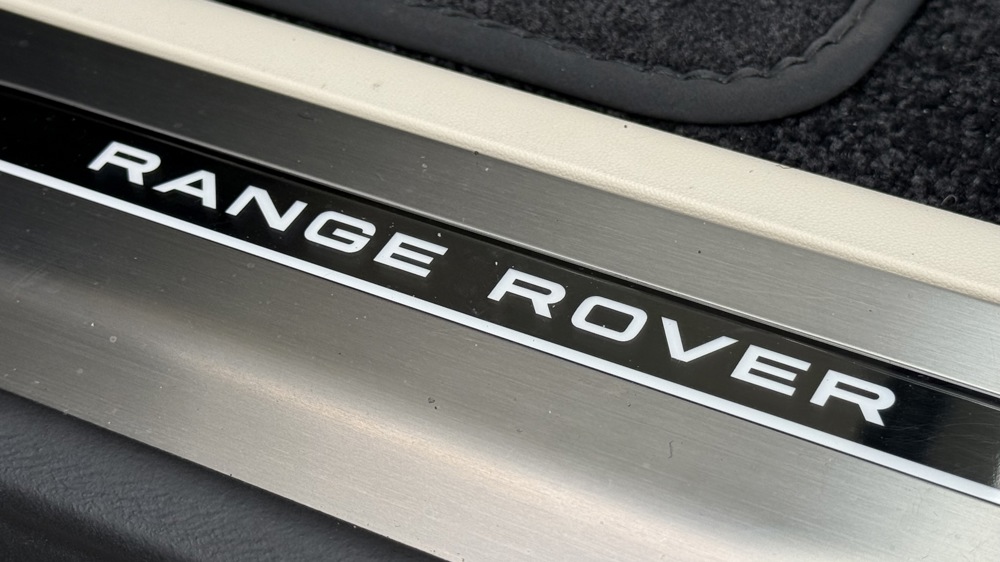 LAND ROVER RANGE ROVER