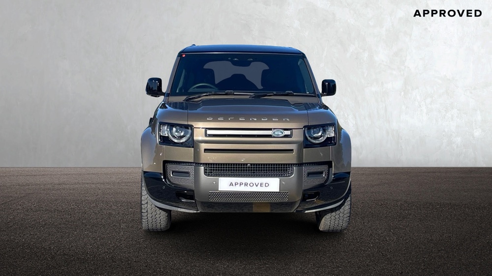 LAND ROVER DEFENDER 110