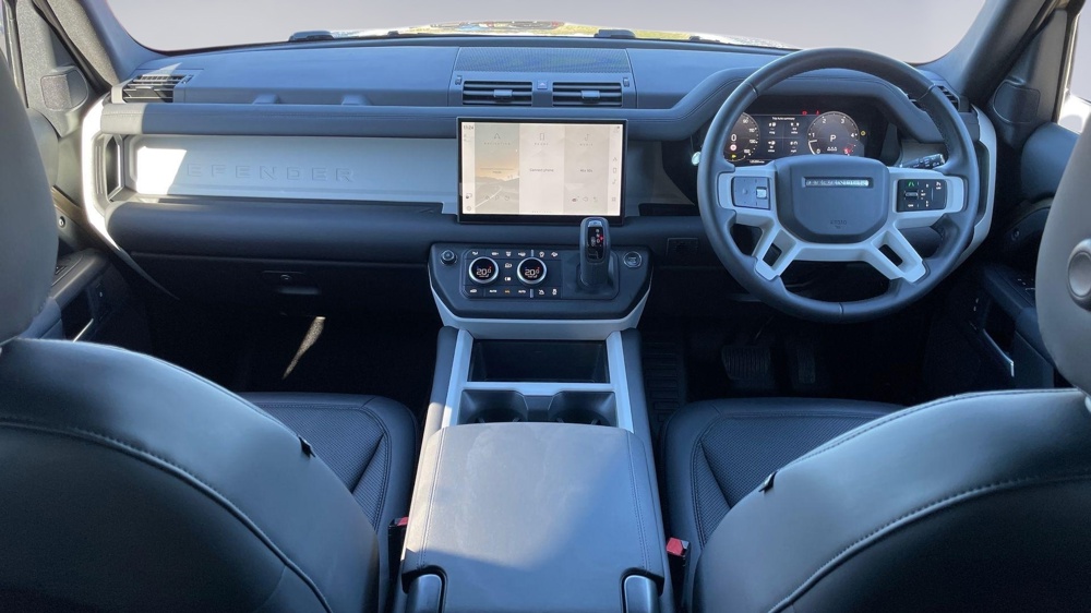LAND ROVER DEFENDER 110