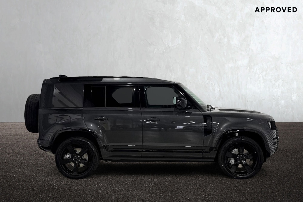 LAND ROVER DEFENDER