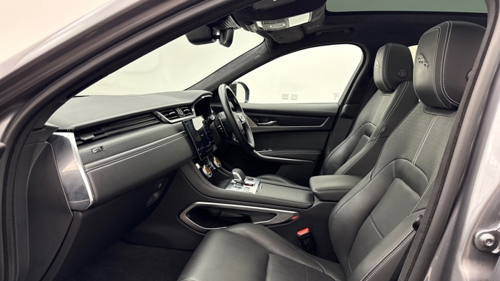 JAGUAR F-PACE D200