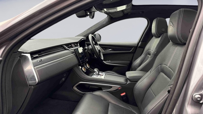 JAGUAR F-PACE D200