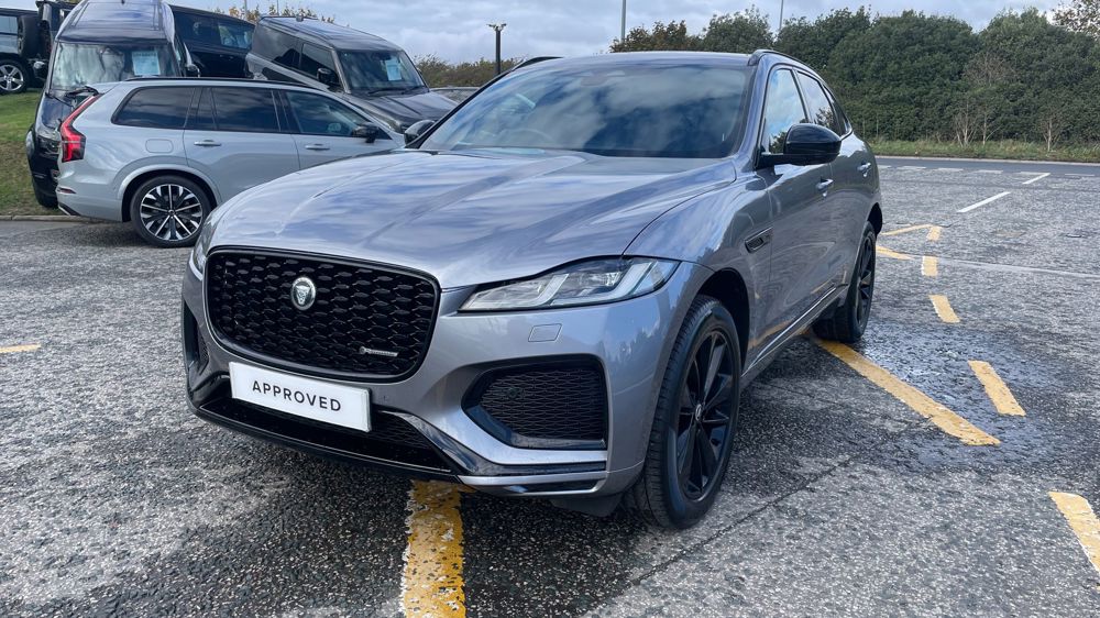 JAGUAR F-PACE