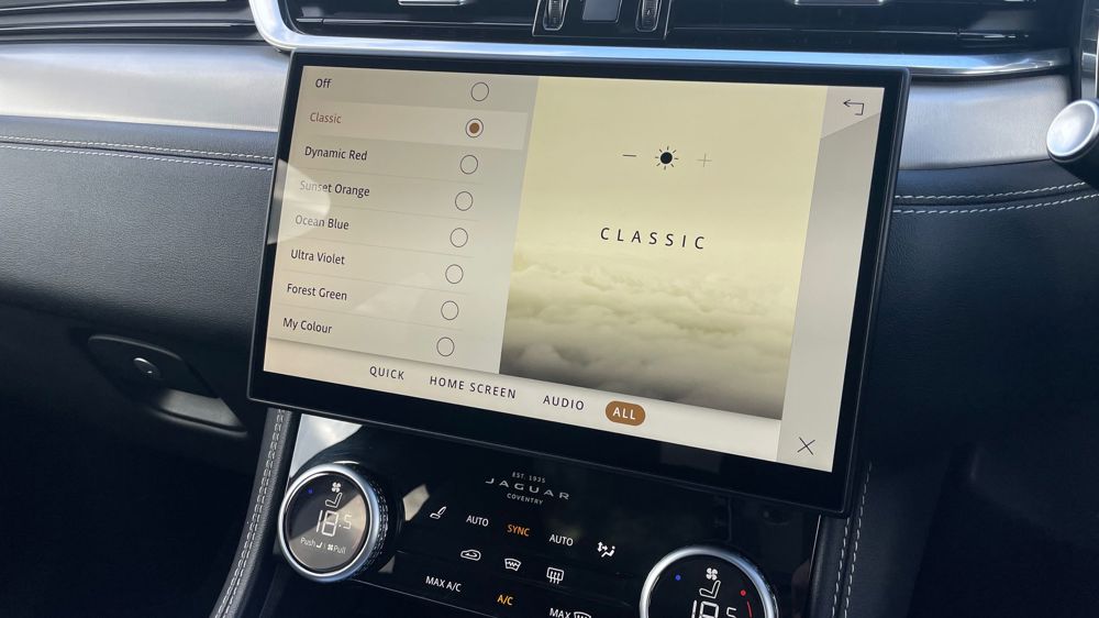 JAGUAR F-PACE