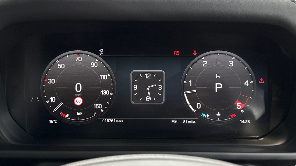 LAND ROVER DEFENDER 110