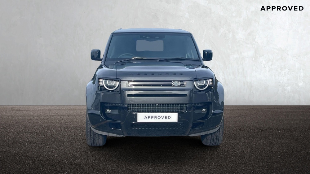 LAND ROVER DEFENDER 110