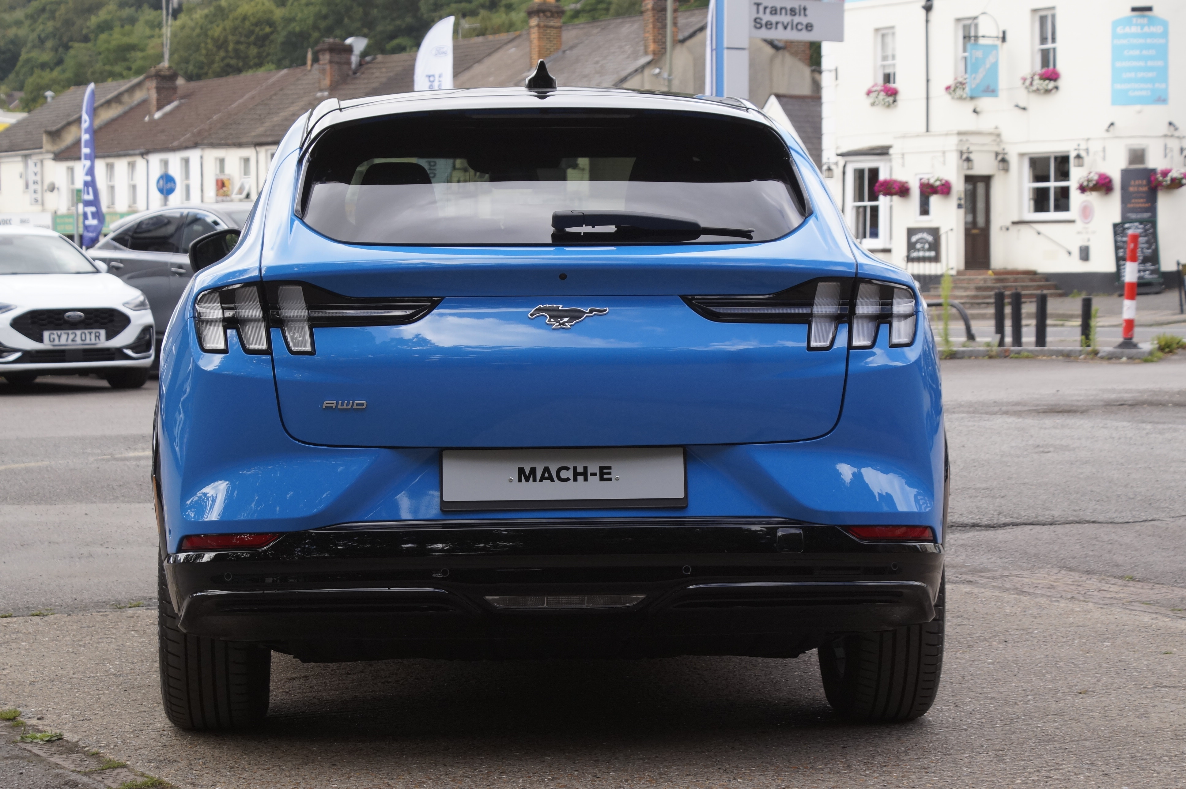 91KWH AWD